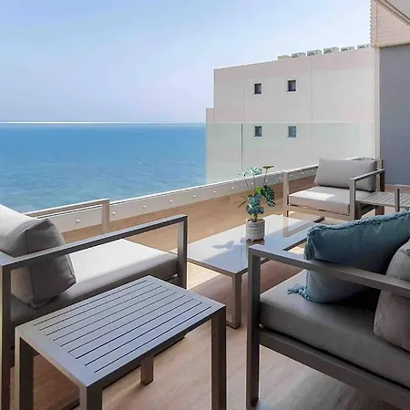 2 Bedroom With Sea View Punta Prima Appartement *