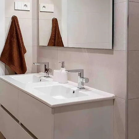 2 Bedroom With Sea View Punta Prima * טורבייחה