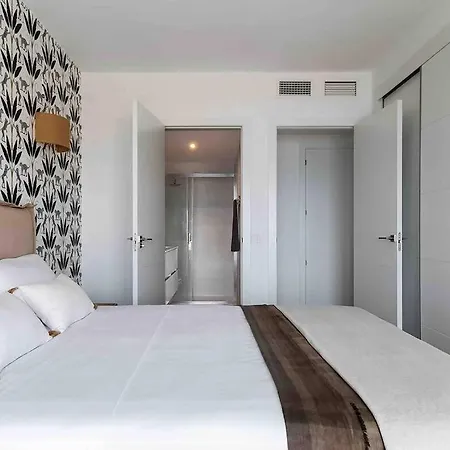 2 Bedroom With Sea View Punta Prima Appartement