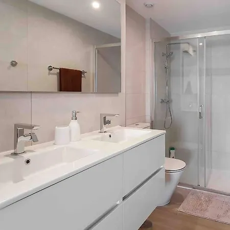 2 Bedroom With Sea View Punta Prima Appartement *