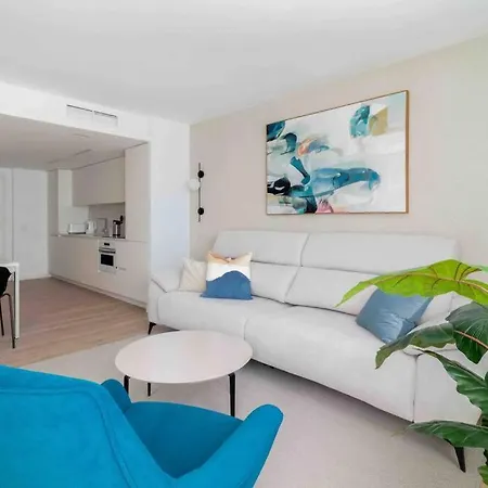 2 Bedroom With Sea View Punta Prima * טורבייחה